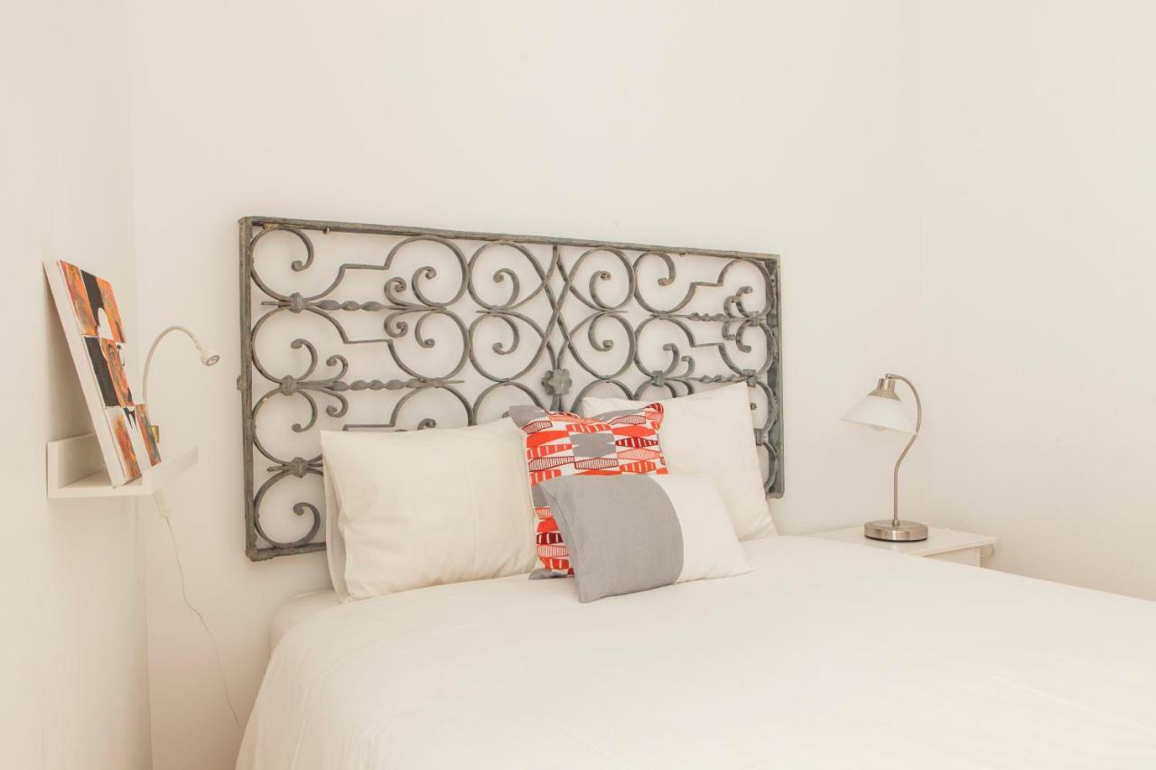 Cozy 1St Floor Flat Central Chiado District With Balconies And Ac 19Th Century Building Lisboa Exterior foto